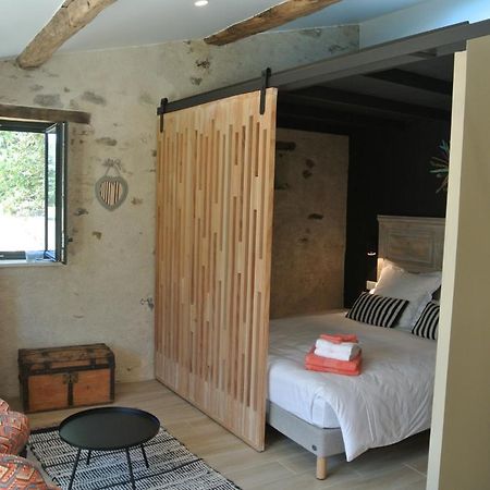Les Epis Du Vent Bed & Breakfast Adilly ภายนอก รูปภาพ
